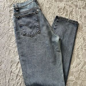 Vintage High Rise Levi’s | 100% Cotton
